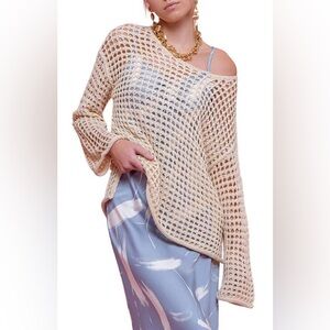 Relaxed Crochet Top in Natural